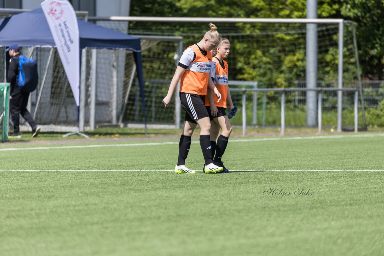 Bild 209 - wBJ SH-Pokalfinale  Holstein-Kiel - SV Viktoria : Ergebnis: 1:0